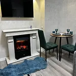 Cozystudio Center На Смерековій לבוב
