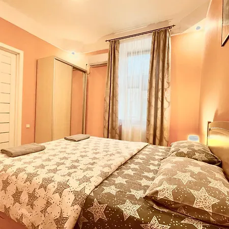 Apartamento двохкімнатні в центри на князя лева 11