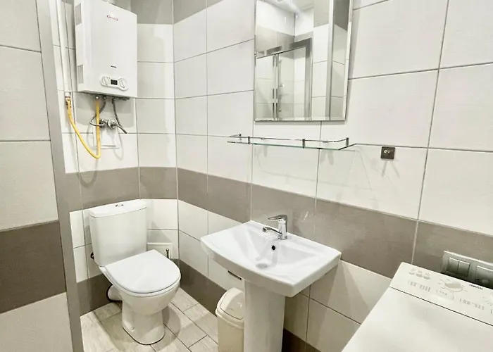 двохкімнатні в центри на князя лева 11